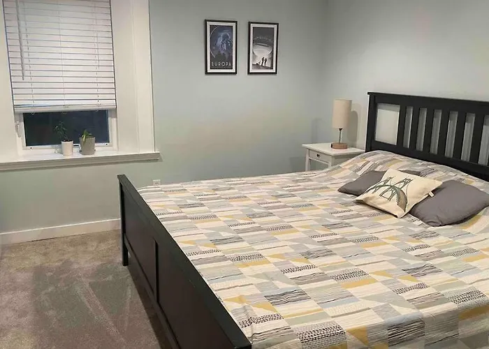 Sweet Beech St Retreat-Basement Apt